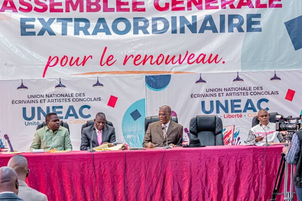UNEAC 36