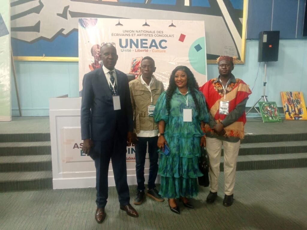 UNEAC 25